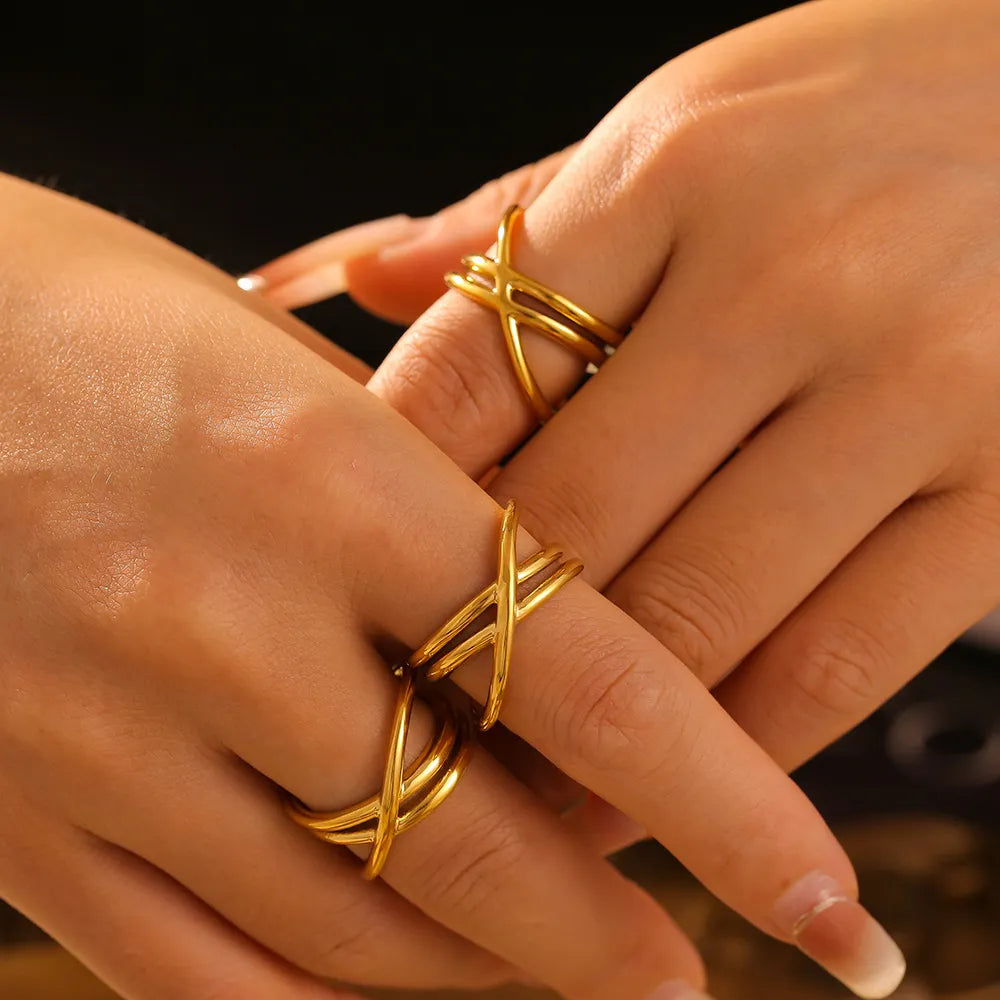 Crisscross Ring
