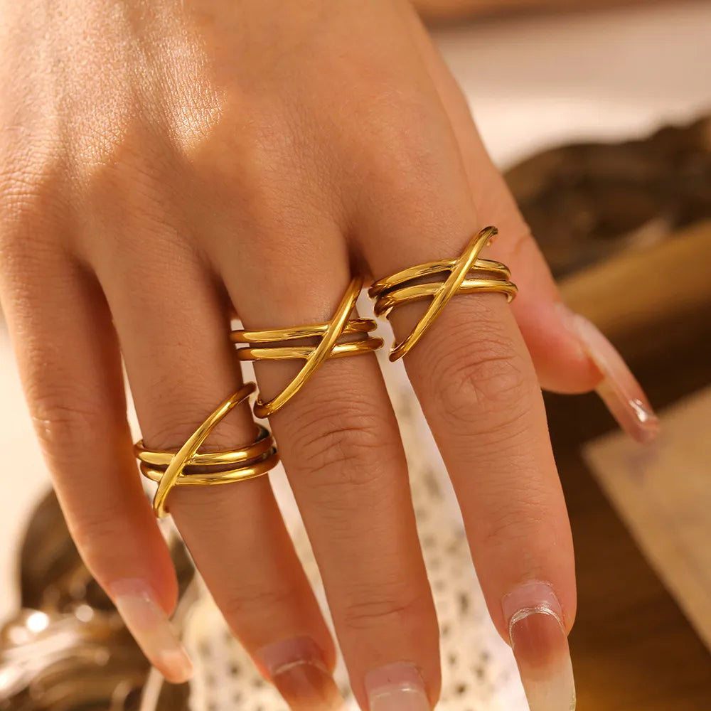 Crisscross Ring
